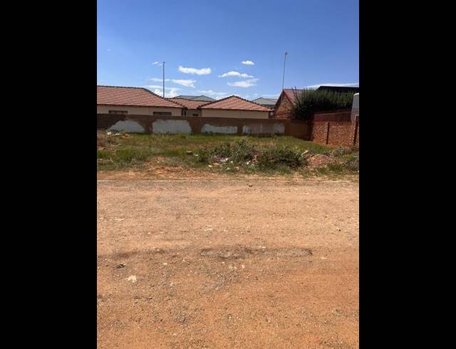 LAND FOR SALE IN GOLF VIEW